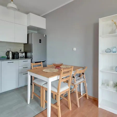 Krolowej Jadwigi By Downtown *